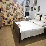 Folklore Retreat With Art & Mountain Views Tirana