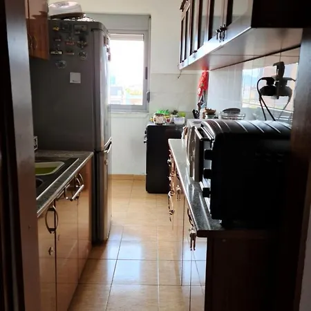 Folklore Retreat With Art & Mountain Views Apartamento *