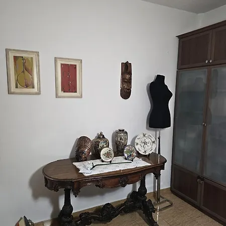 Folklore Retreat With Art & Mountain Views Tirana