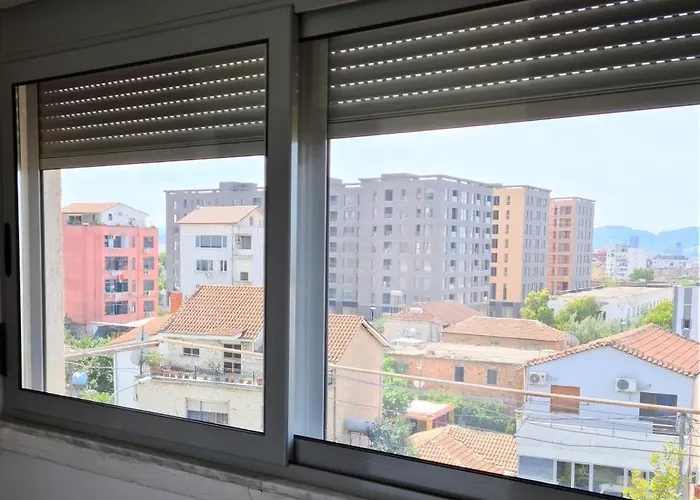 Folklore Retreat With Art & Mountain Views *